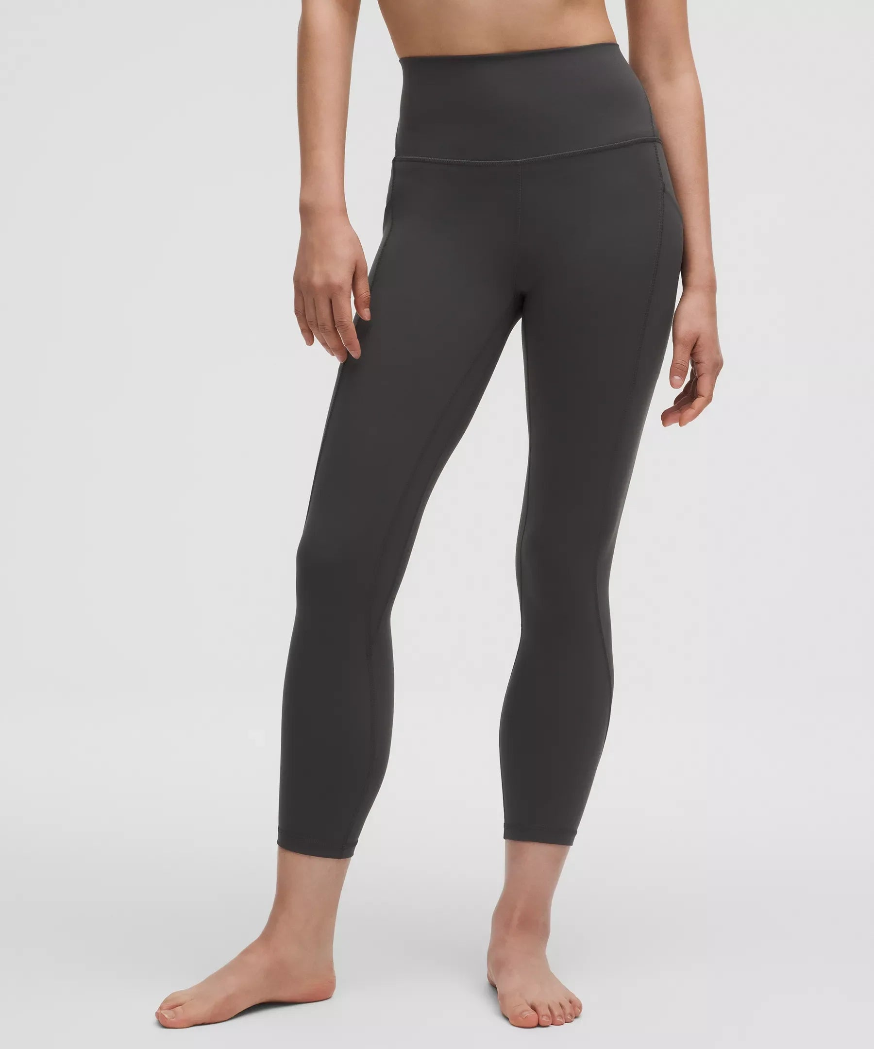 Align High-Rise Crop with Pockets 23"