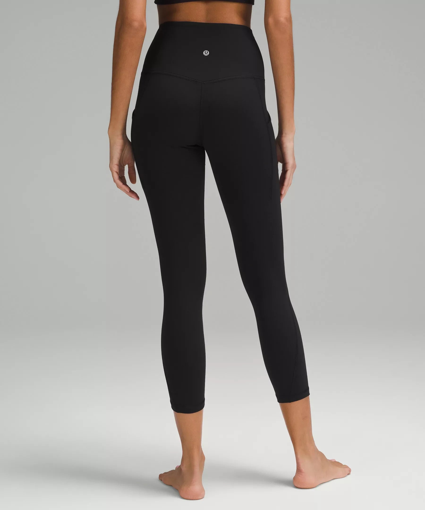 Align High-Rise Crop with Pockets 23"