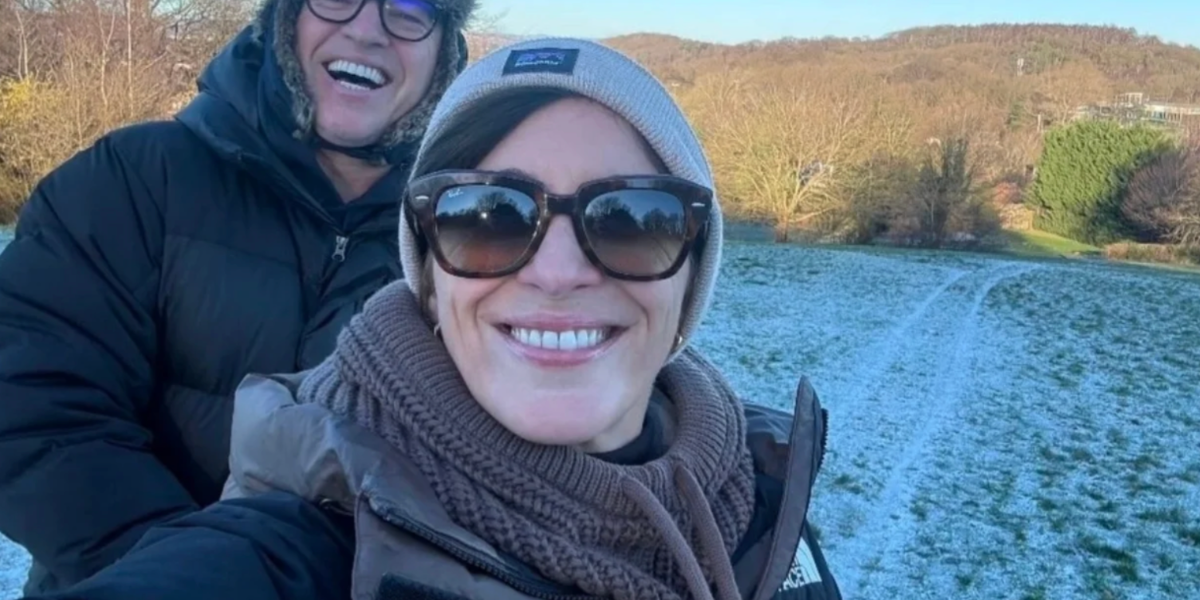 Ray-Ban State Street RB 2186 1324/BG - As Seen On Beabadoobee & Vicky McClure